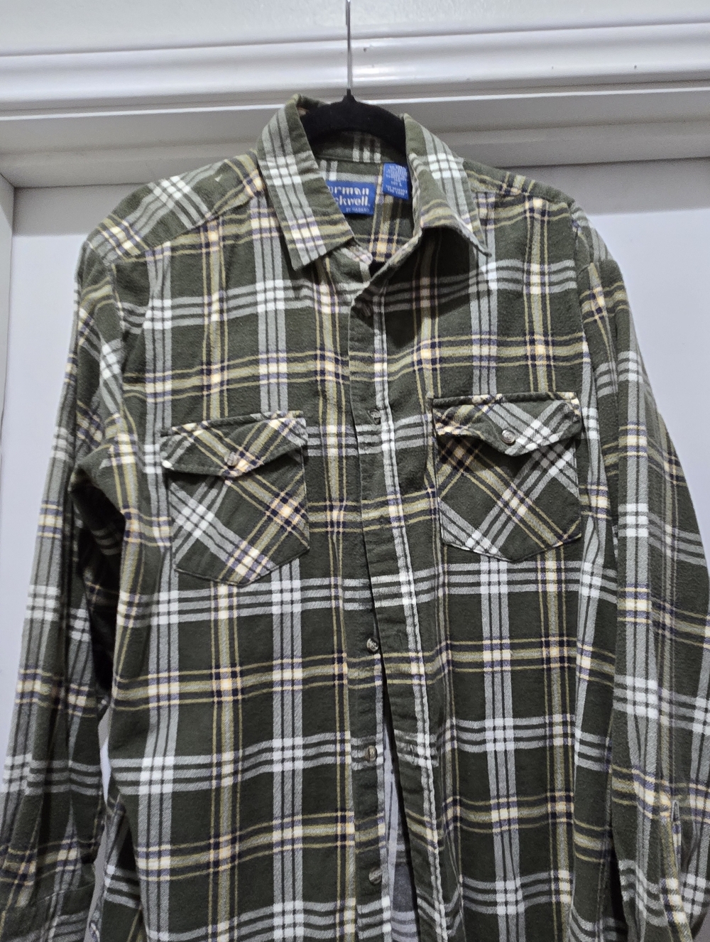 Norman Rockwell Green Plaid Button-Up Shirt with Chest Pockets Large